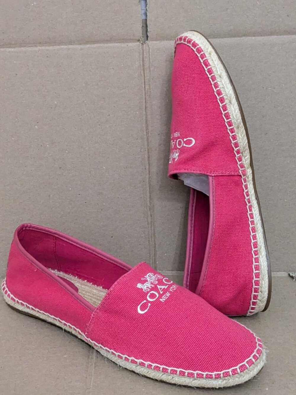 Coach Women's Rhoda Canvas Espadrilles in Bright Pink Size 10M . - Picture 2 of 12